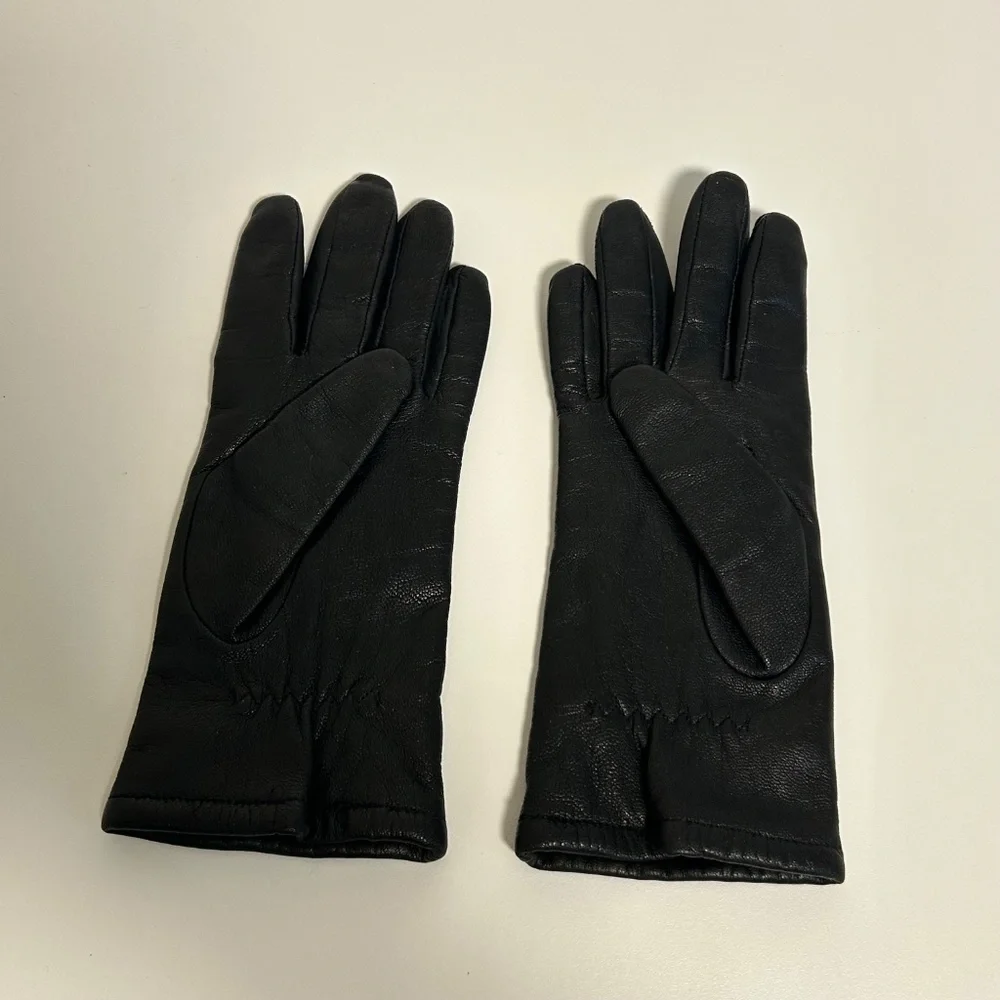 Vintage Fownes Black Genuine Leather Acrylic Lined Driving Gloves Women's Sz 6.5